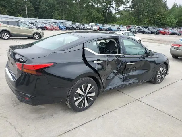 2022 NISSAN ALTIMA SV