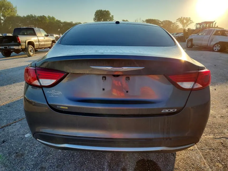 2016 CHRYSLER 200 LIMITED  