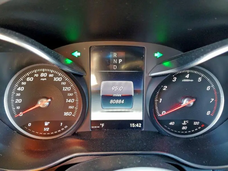 2017 MERCEDES-BENZ GLC 300  