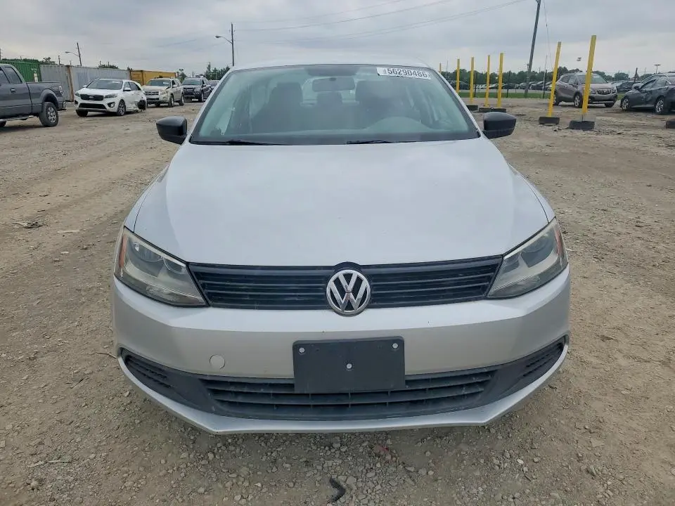 2013 VOLKSWAGEN JETTA BASE  