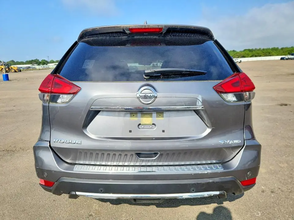 2019 NISSAN ROGUE SV  