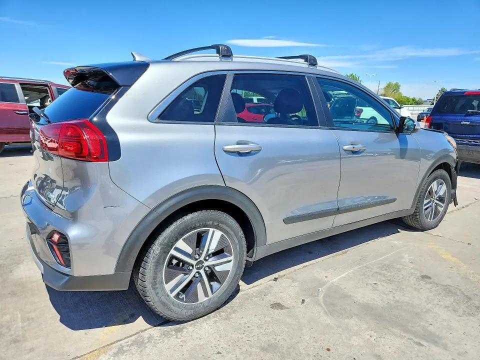 2022 KIA NIRO EX  