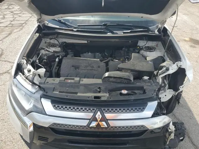 2019 MITSUBISHI OUTLANDER ES  