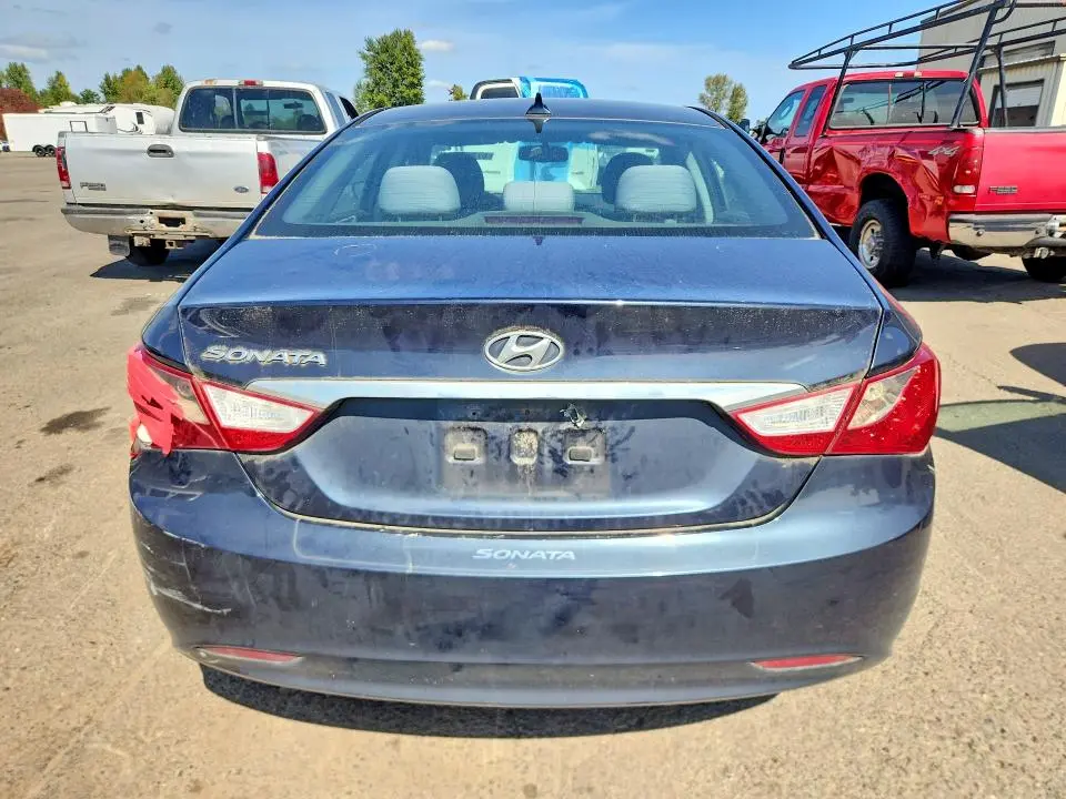 2013 HYUNDAI SONATA GLS  
