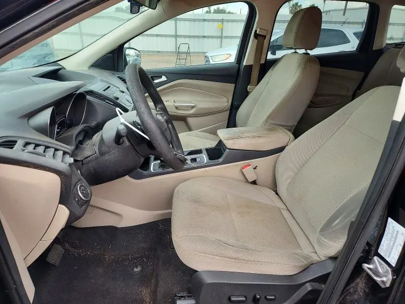 2017 FORD ESCAPE SE  