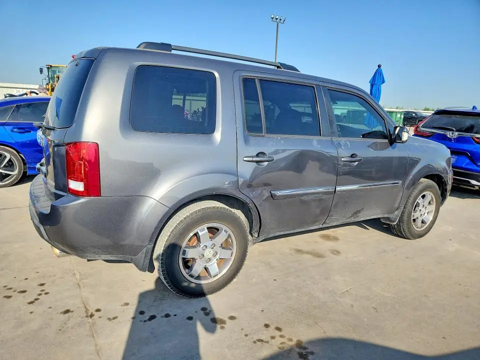 2011 HONDA PILOT TOURING  