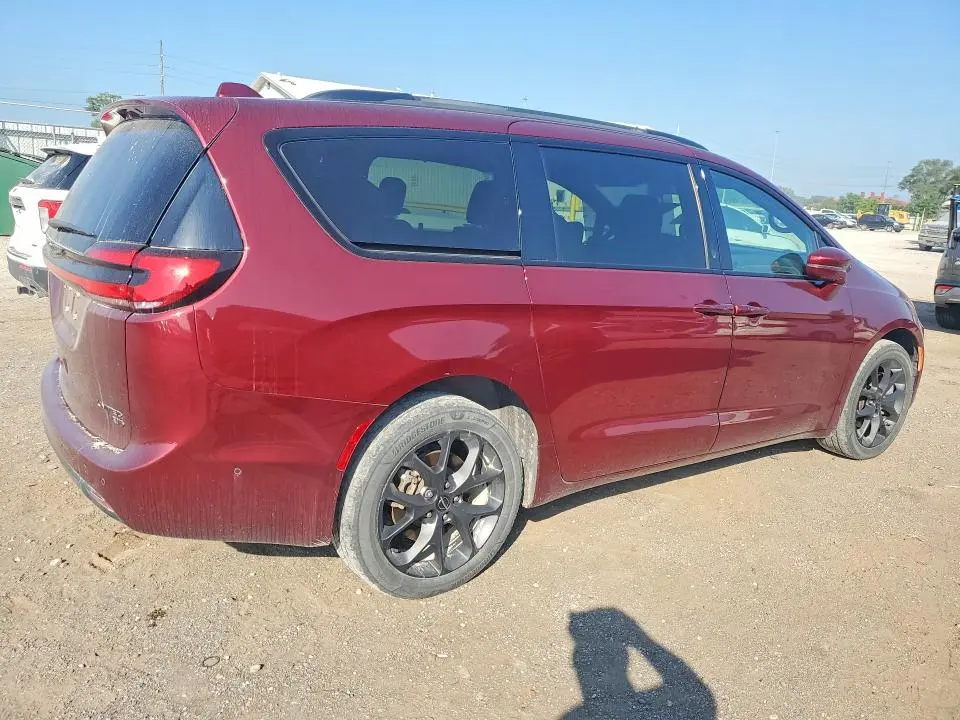2022 CHRYSLER PACIFICA LIMITED  