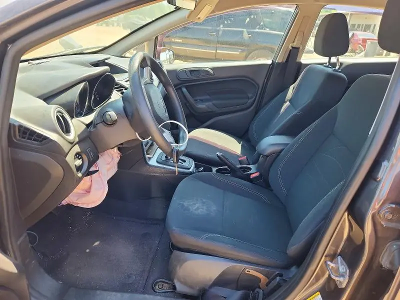 2017 FORD FIESTA SE  