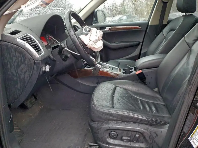 2011 AUDI Q5 PREMIUM  