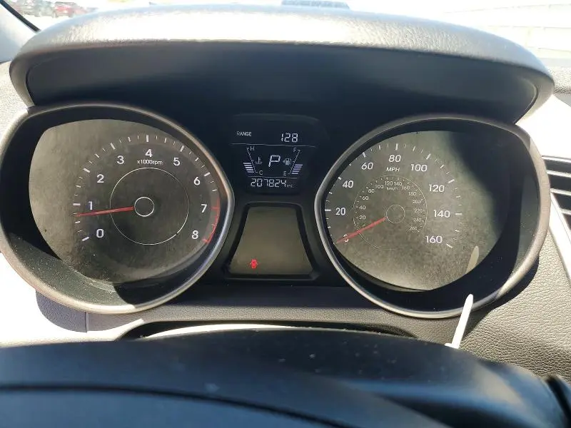 2016 HYUNDAI ELANTRA LIMITED  