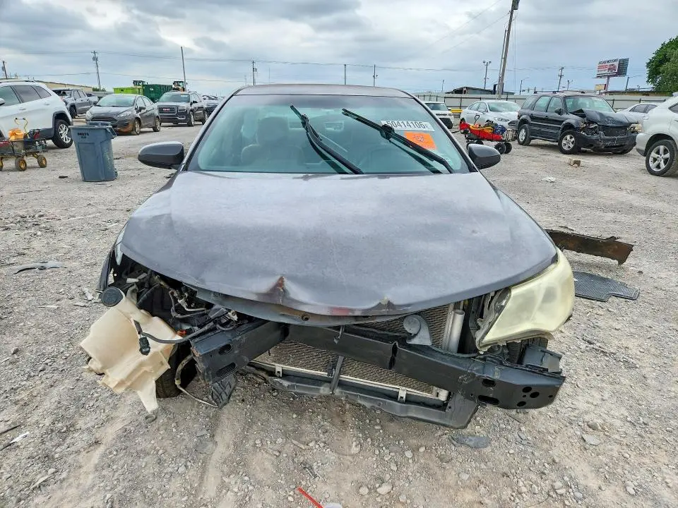 2014 TOYOTA CAMRY LE  