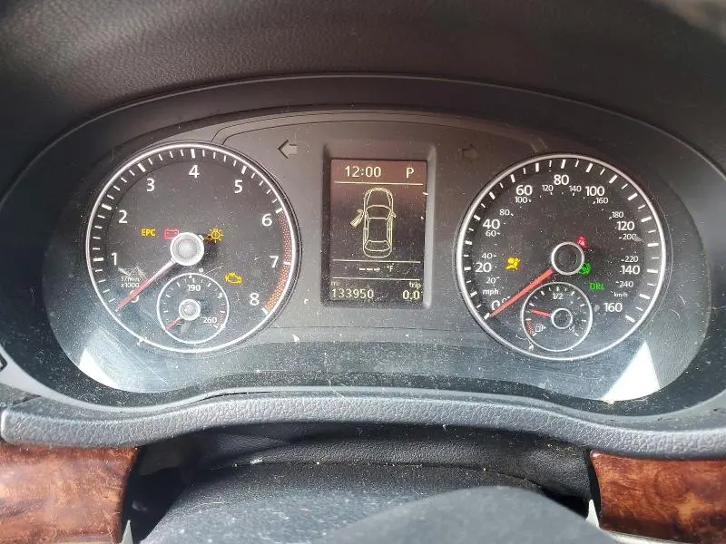 2013 VOLKSWAGEN PASSAT SEL  