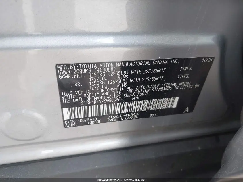 2025 TOYOTA RAV4 XLE