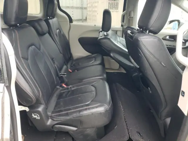 2017 CHRYSLER PACIFICA TOURING L PLUS  