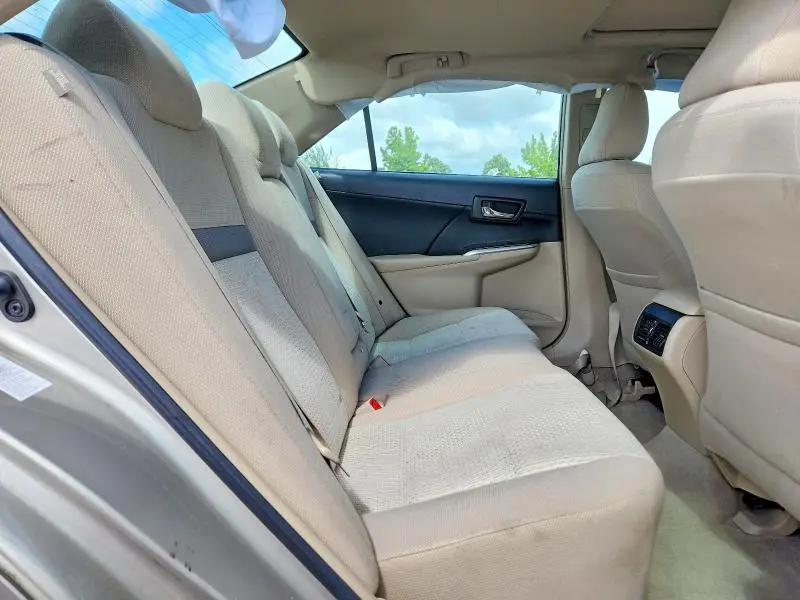 2014 TOYOTA CAMRY XLE  