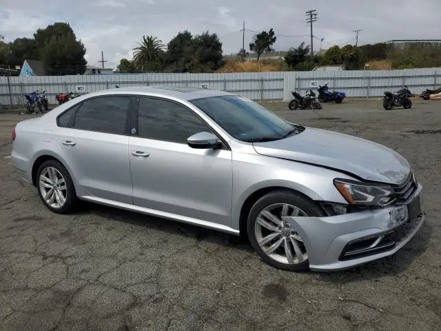 2019 VOLKSWAGEN PASSAT WOLFSBURG  