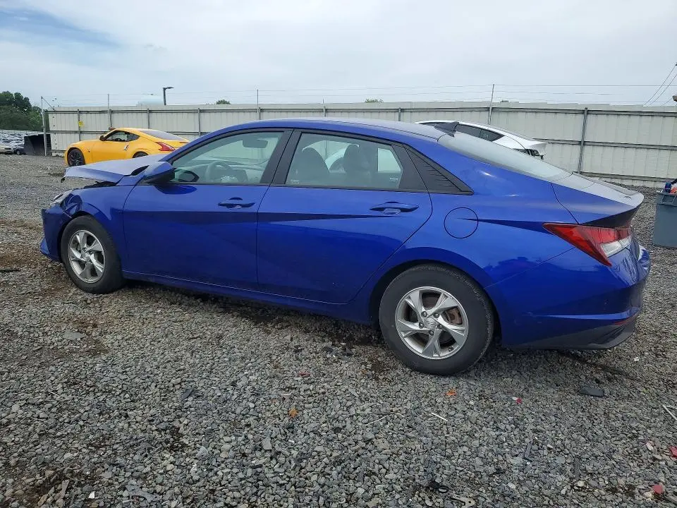 2023 HYUNDAI ELANTRA SE  