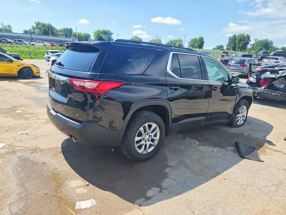 2021 CHEVROLET TRAVERSE LT  