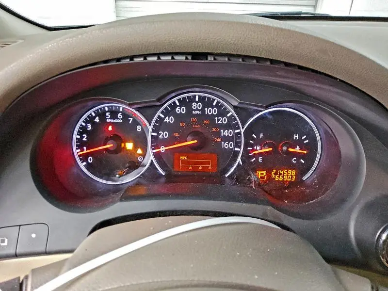 2010 NISSAN ALTIMA BASE  