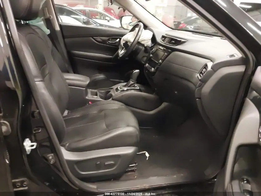 2019 NISSAN ROGUE SL