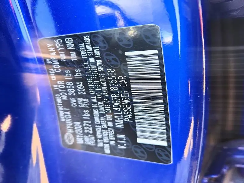 2024 HYUNDAI ELANTRA SE  