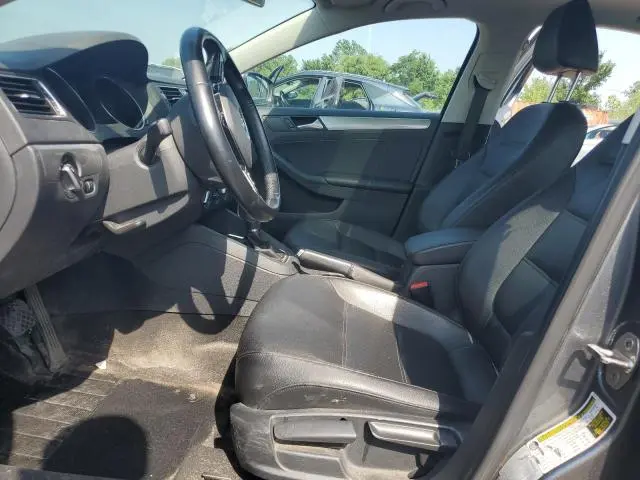 2017 VOLKSWAGEN JETTA SE  