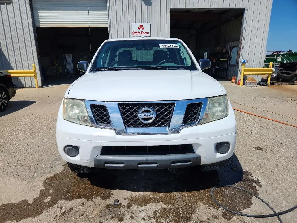 2012 NISSAN FRONTIER S  