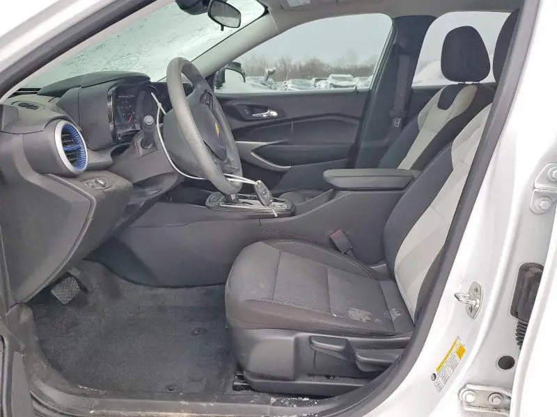 2024 CHEVROLET TRAX LS  