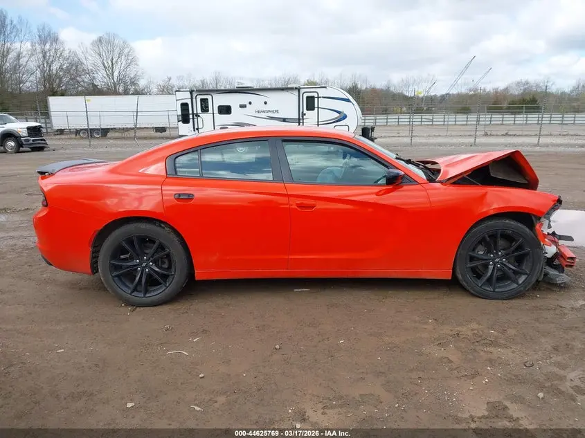 2018 DODGE CHARGER SXT RWD