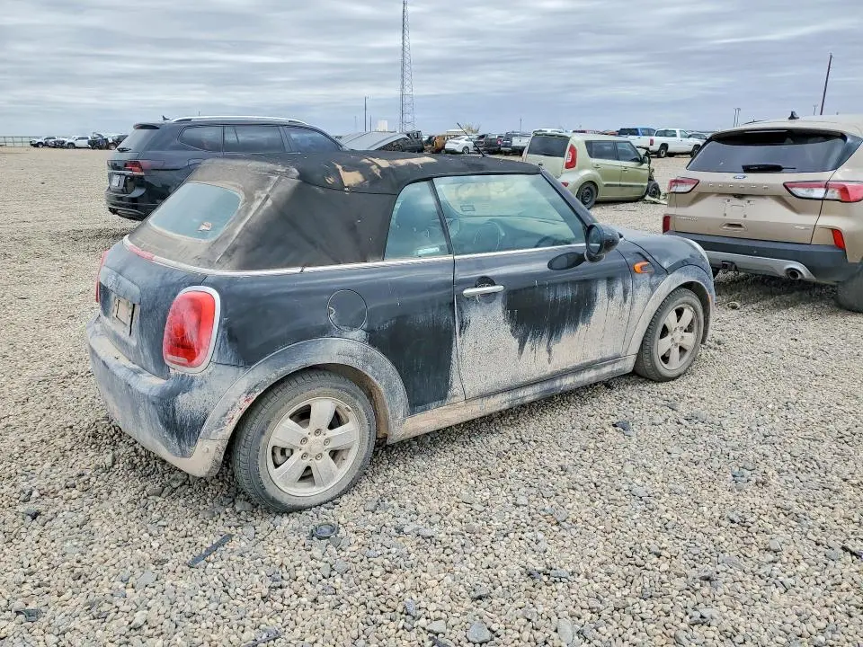 2019 MINI COOPER   