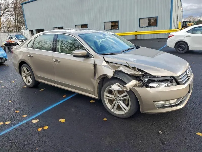 2015 VOLKSWAGEN PASSAT SEL  
