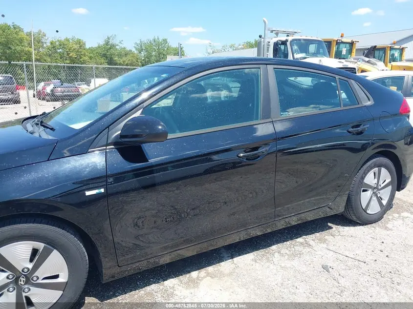 2018 HYUNDAI IONIQ HYBRID BLUE