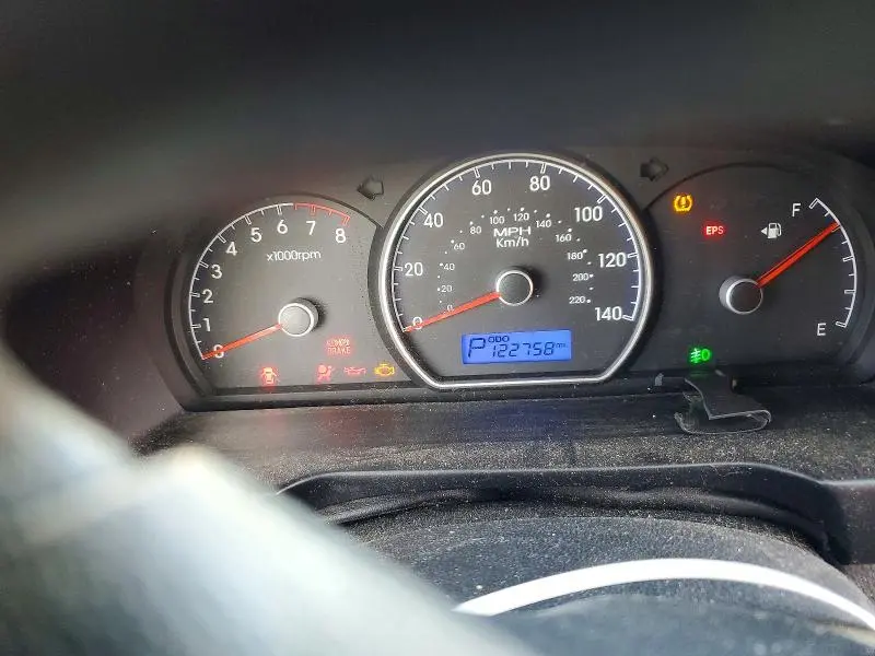 2010 HYUNDAI ELANTRA GLS  