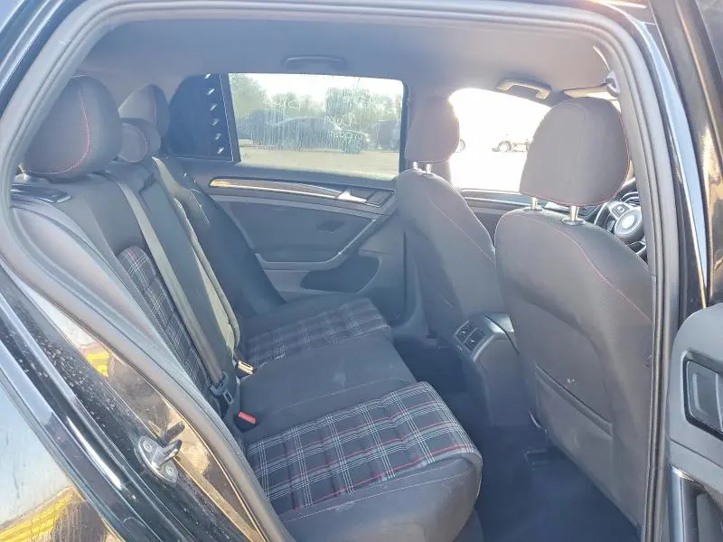 2017 VOLKSWAGEN GTI S  