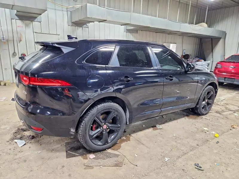 2017 JAGUAR F-PACE R - SPORT  