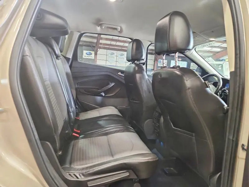 2017 FORD ESCAPE TITANIUM  
