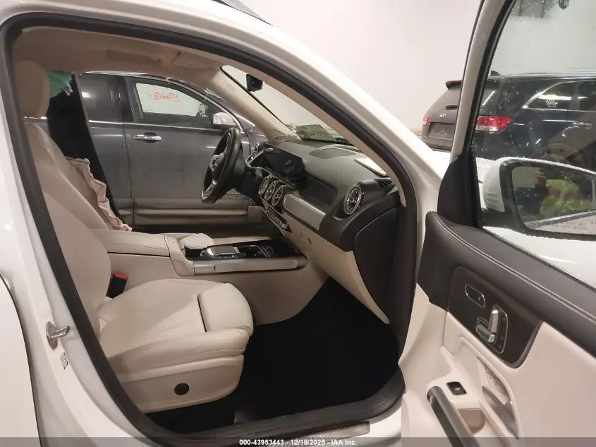 2021 MERCEDES-BENZ GLB 250 4MATIC