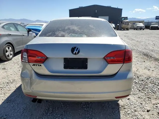 2013 VOLKSWAGEN JETTA BASE  
