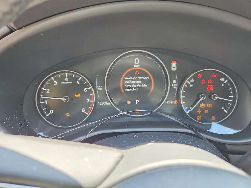 2025 MAZDA 3 PREFERRED  