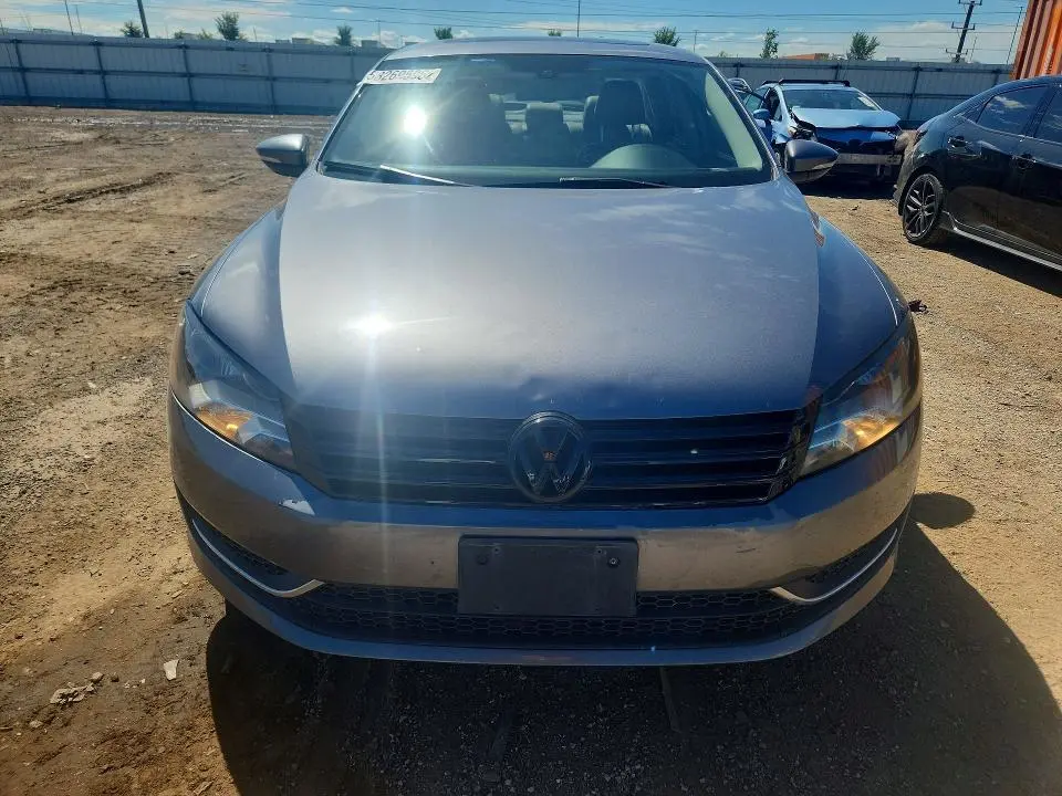 2012 VOLKSWAGEN PASSAT SE  