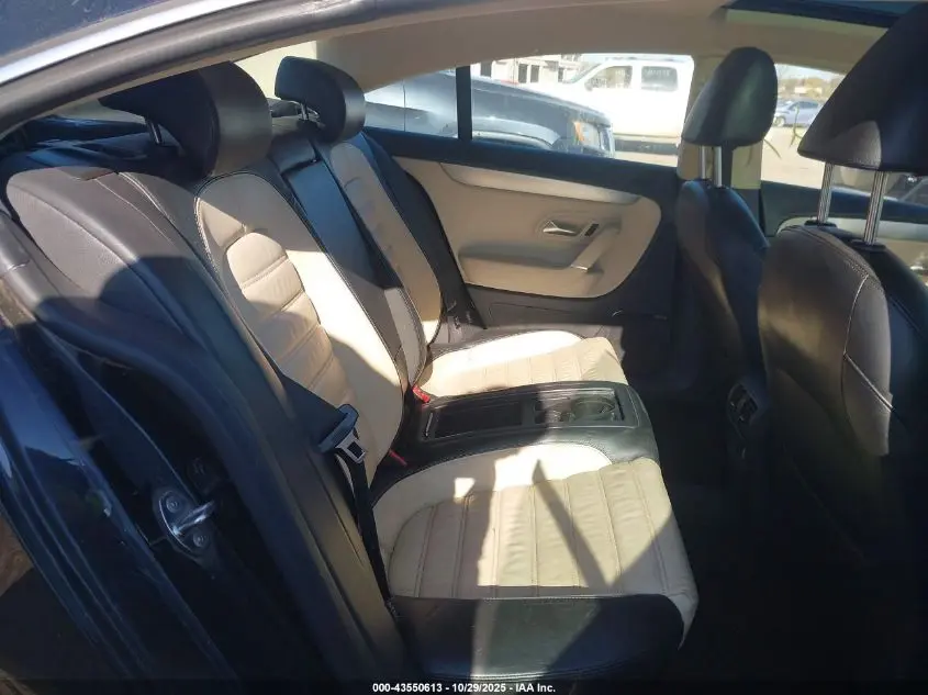 2010 VOLKSWAGEN CC LUXURY