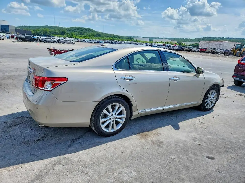 2011 LEXUS ES 350  