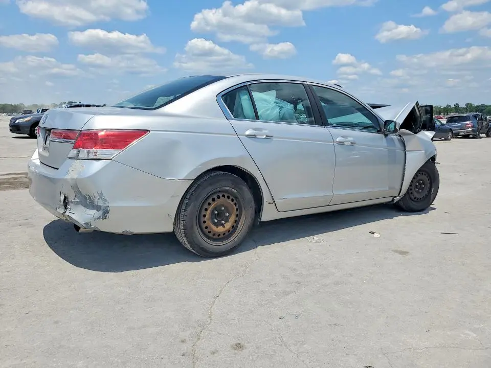 2011 HONDA ACCORD LX  