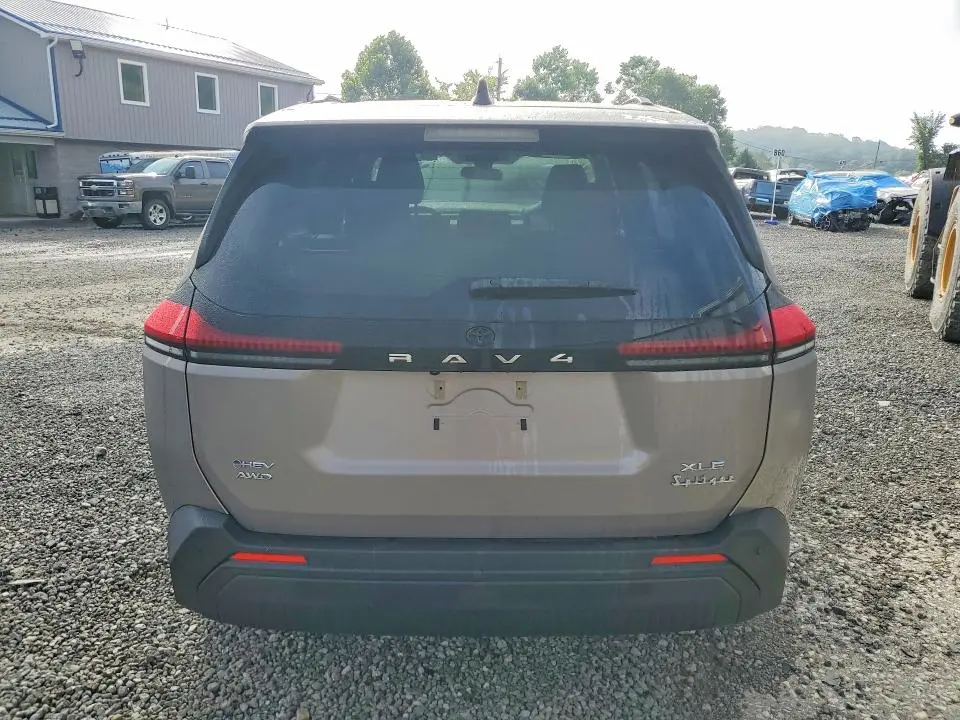 2026 TOYOTA RAV4 LE  