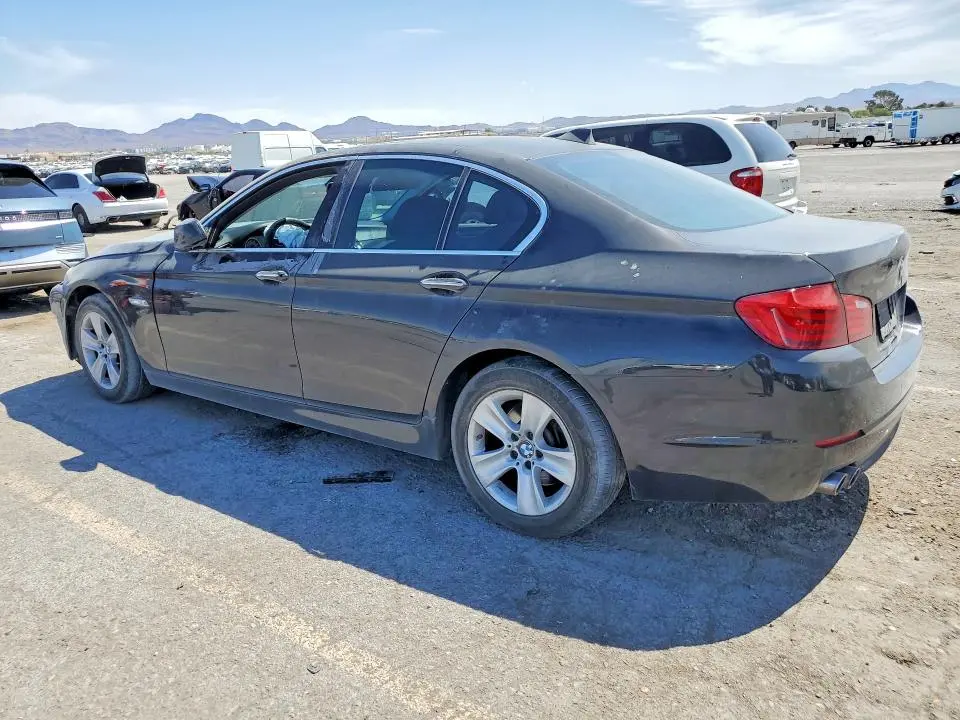 2011 BMW 528 I  