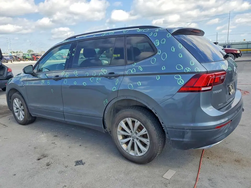 2018 VOLKSWAGEN TIGUAN S  