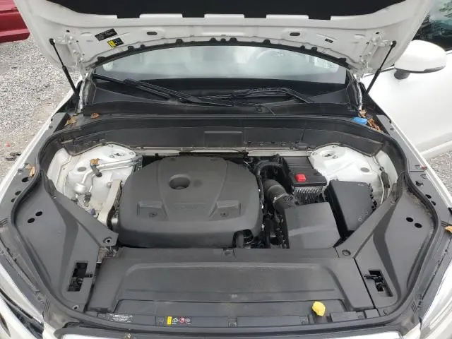 2022 VOLVO XC90 T5 MOMENTUM  