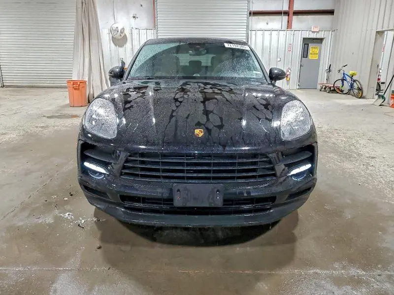 2021 PORSCHE MACAN   
