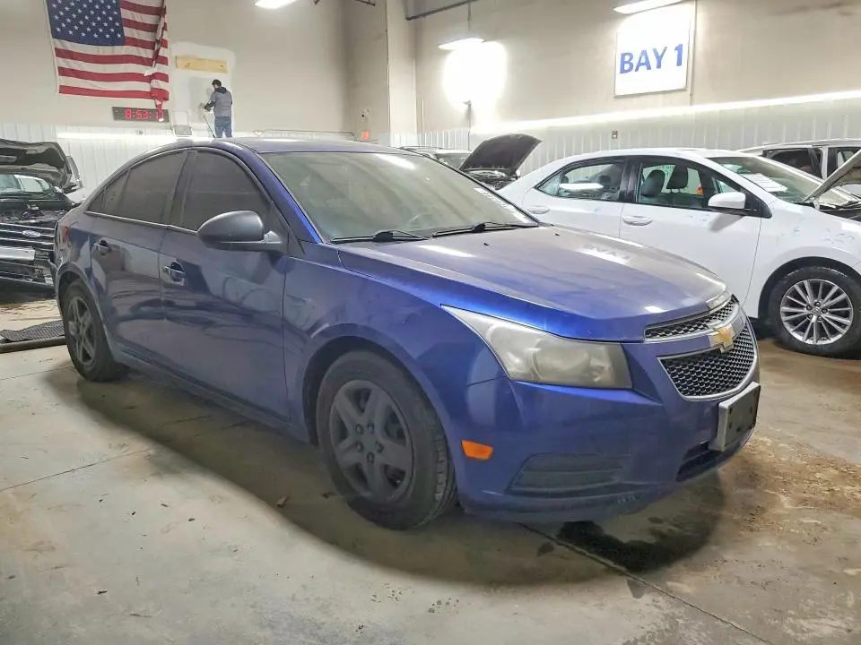 2013 CHEVROLET CRUZE LS  