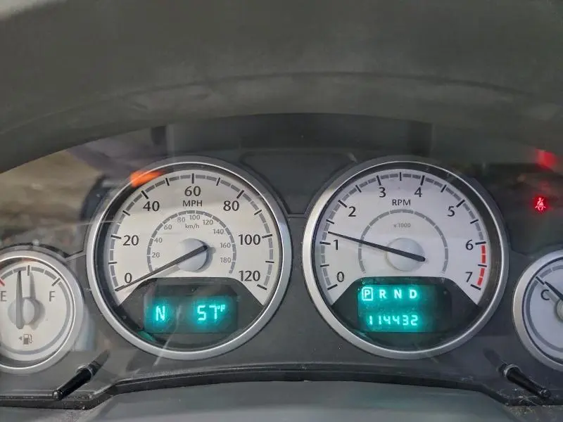 2010 CHRYSLER TOWN & COUNTRY TOURING  